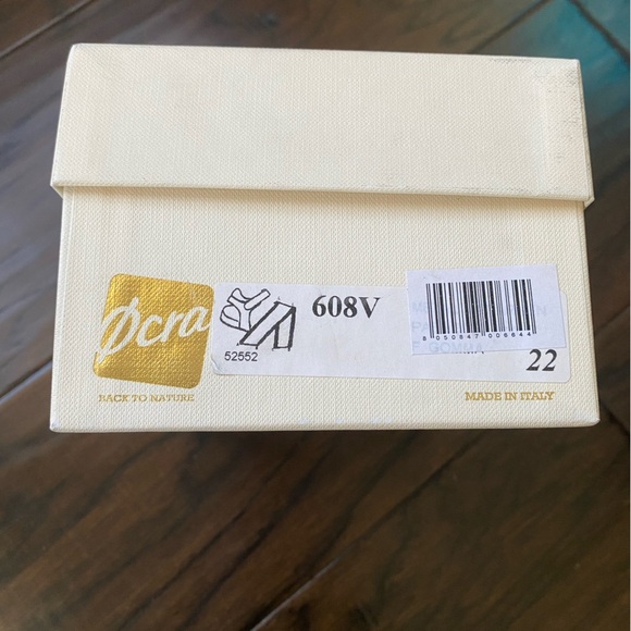 OCRA NEW Toddler Girl shoes size 6 - Picture 2 of 6